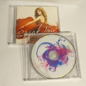 Taylor Swift 2010 Deluxe Speak Now Cd & Enhanced Cd
